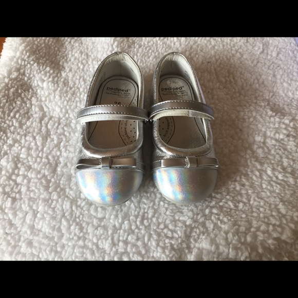 Silver Mary Jane by Pediped - Picture 4 of 6